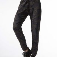 carbon38 camo joggers black