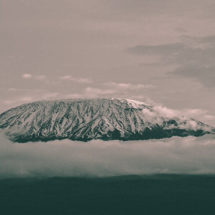 mount kilimanjaro with clouds