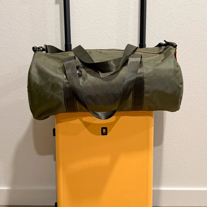 level8 voyager carry on suitcase